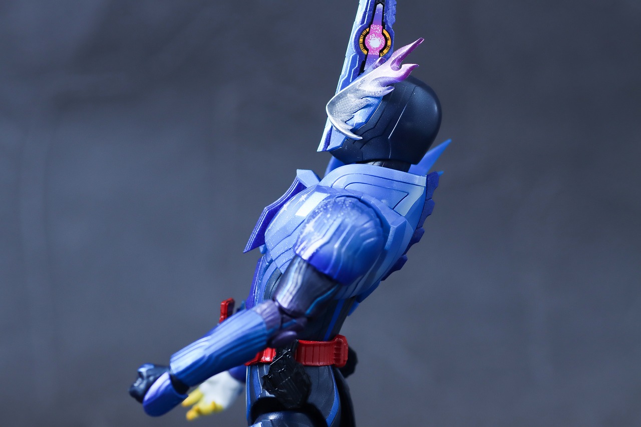 S.H.フィギュアーツ　仮面ライダークロスセイバー　レビュー　可動範囲