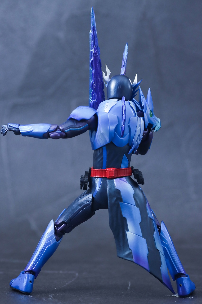 S.H.フィギュアーツ 仮面ライダークロスセイバー レビュー