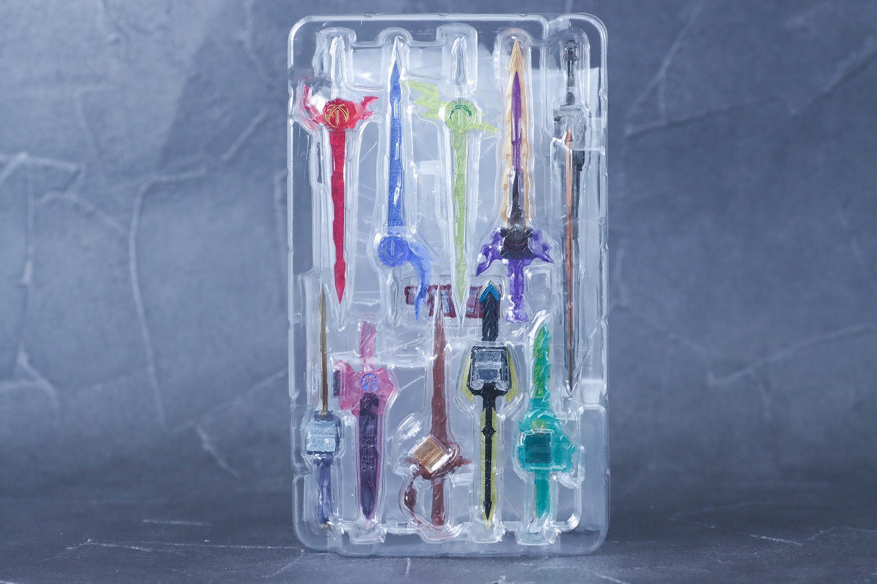 S.H.フィギュアーツ 仮面ライダークロスセイバー10聖剣セット レビュー パッケージ