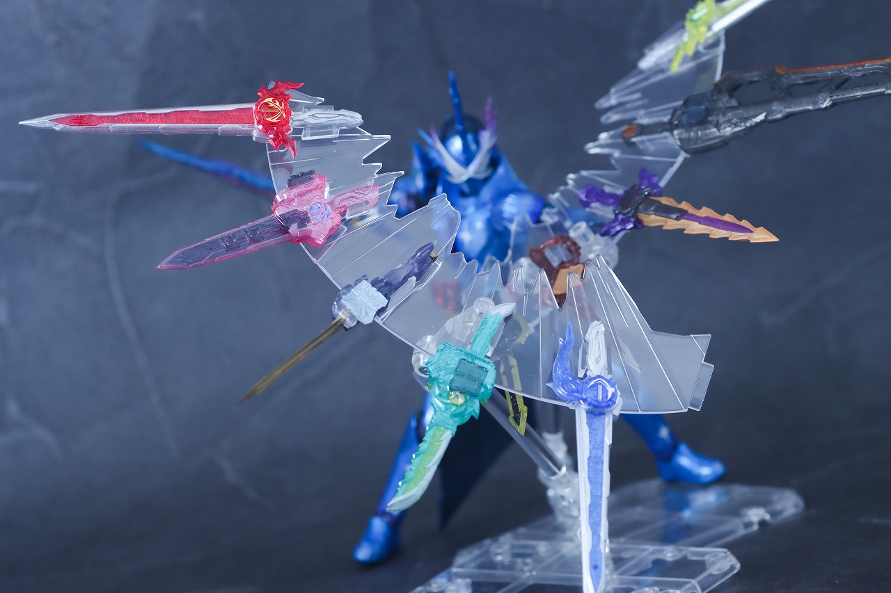 S.H.フィギュアーツ 仮面ライダークロスセイバー10聖剣セット レビュー アクション