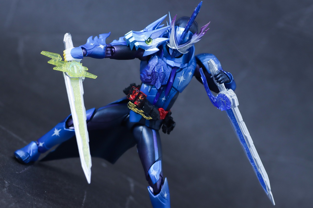 S.H.フィギュアーツ 仮面ライダークロスセイバー10聖剣セット レビュー アクション