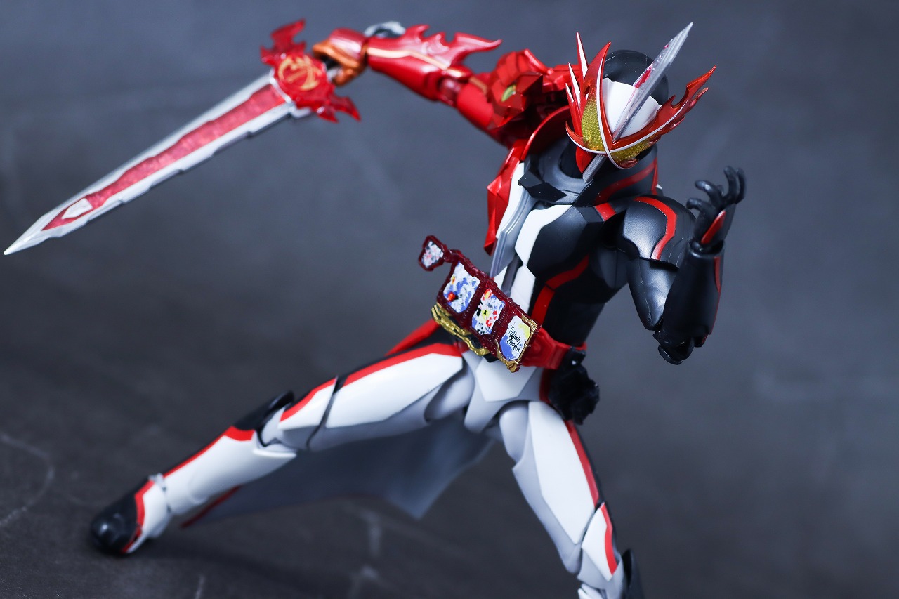 S.H.フィギュアーツ 仮面ライダークロスセイバー10聖剣セット レビュー アクション オールマイティセイバー