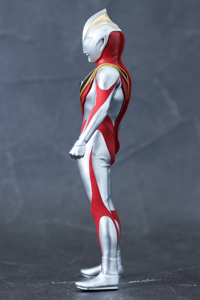 alphamax　アルファマックス　ウルトラマンガイア V2　レビュー　本体