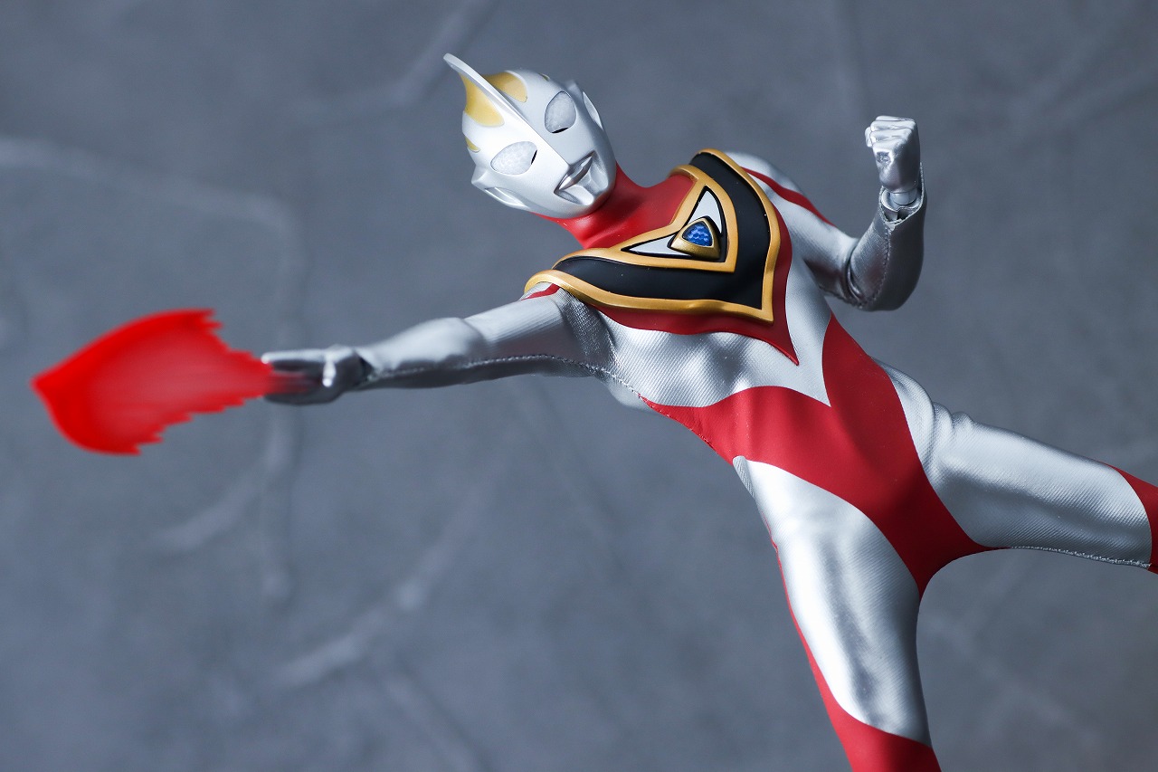 alphamax アルファマックス ウルトラマンガイア V2 レビュー アクション