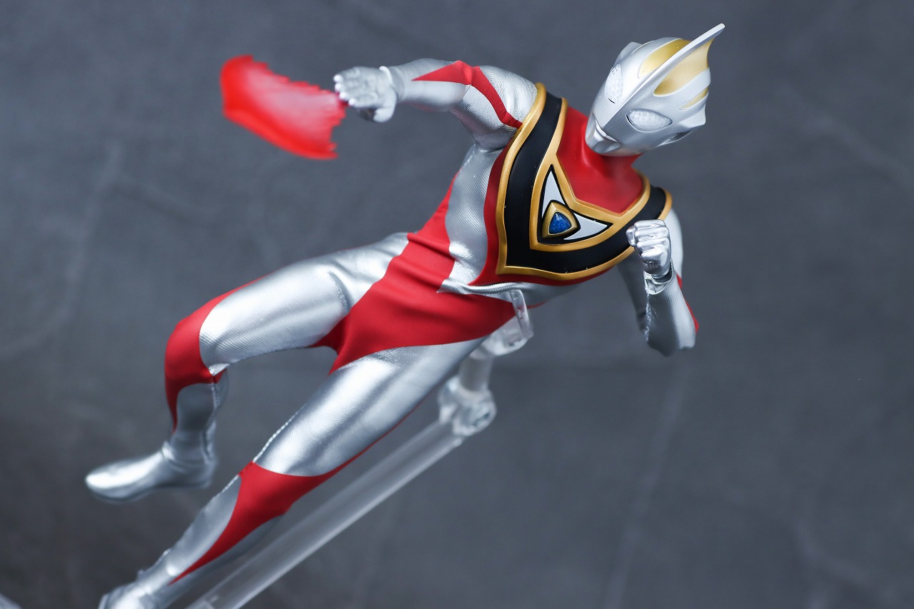 alphamax アルファマックス ウルトラマンガイア V2 レビュー アクション