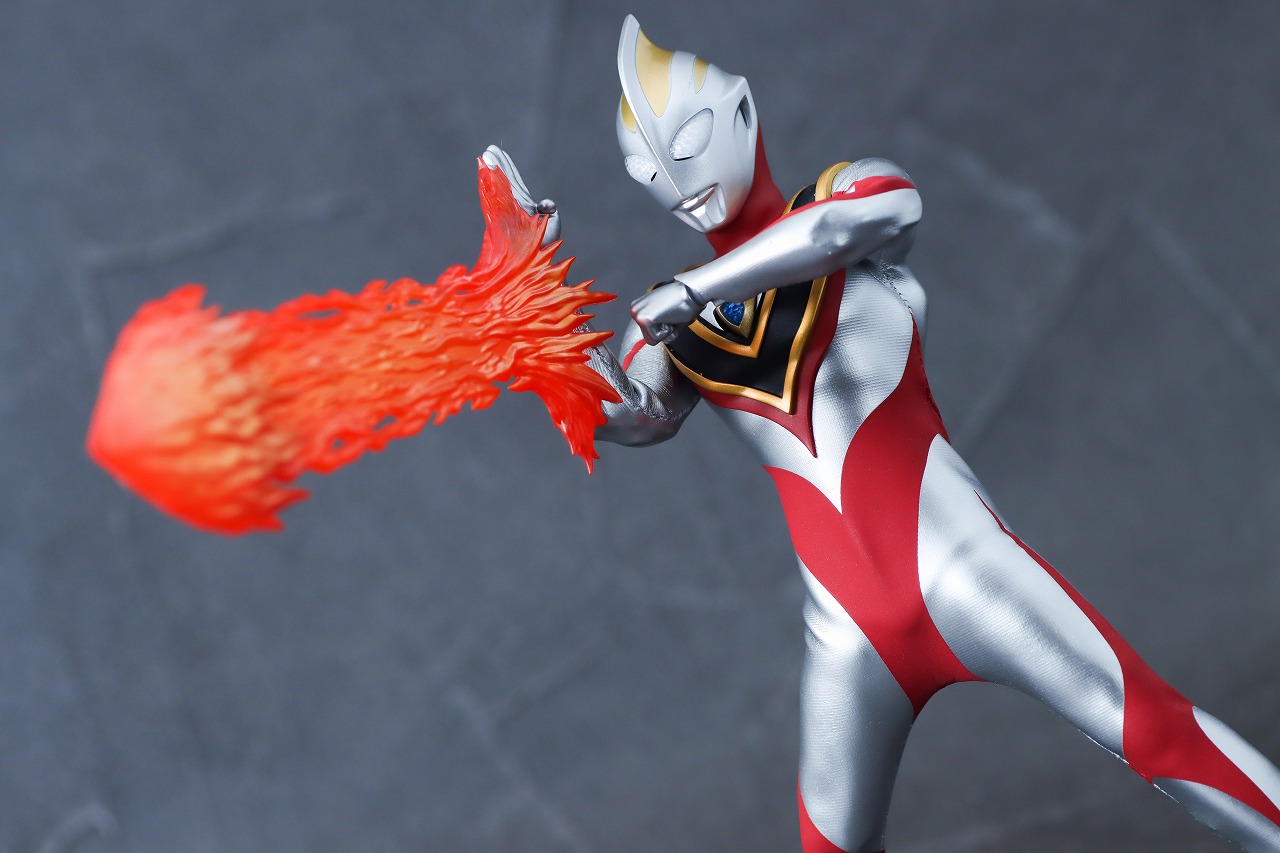alphamax アルファマックス ウルトラマンガイア V2 レビュー アクション