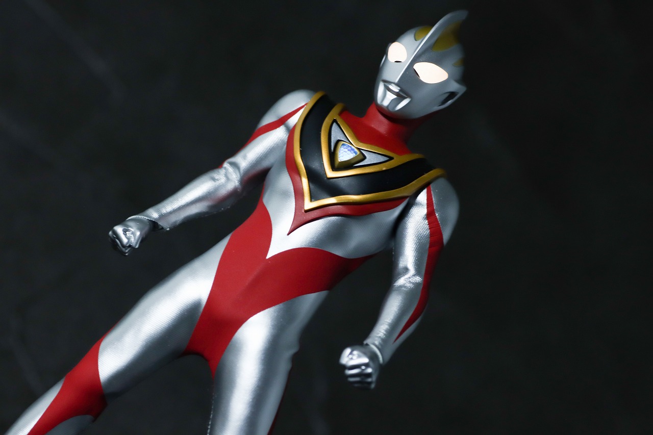 alphamax アルファマックス ウルトラマンガイア V2 レビュー アクション
