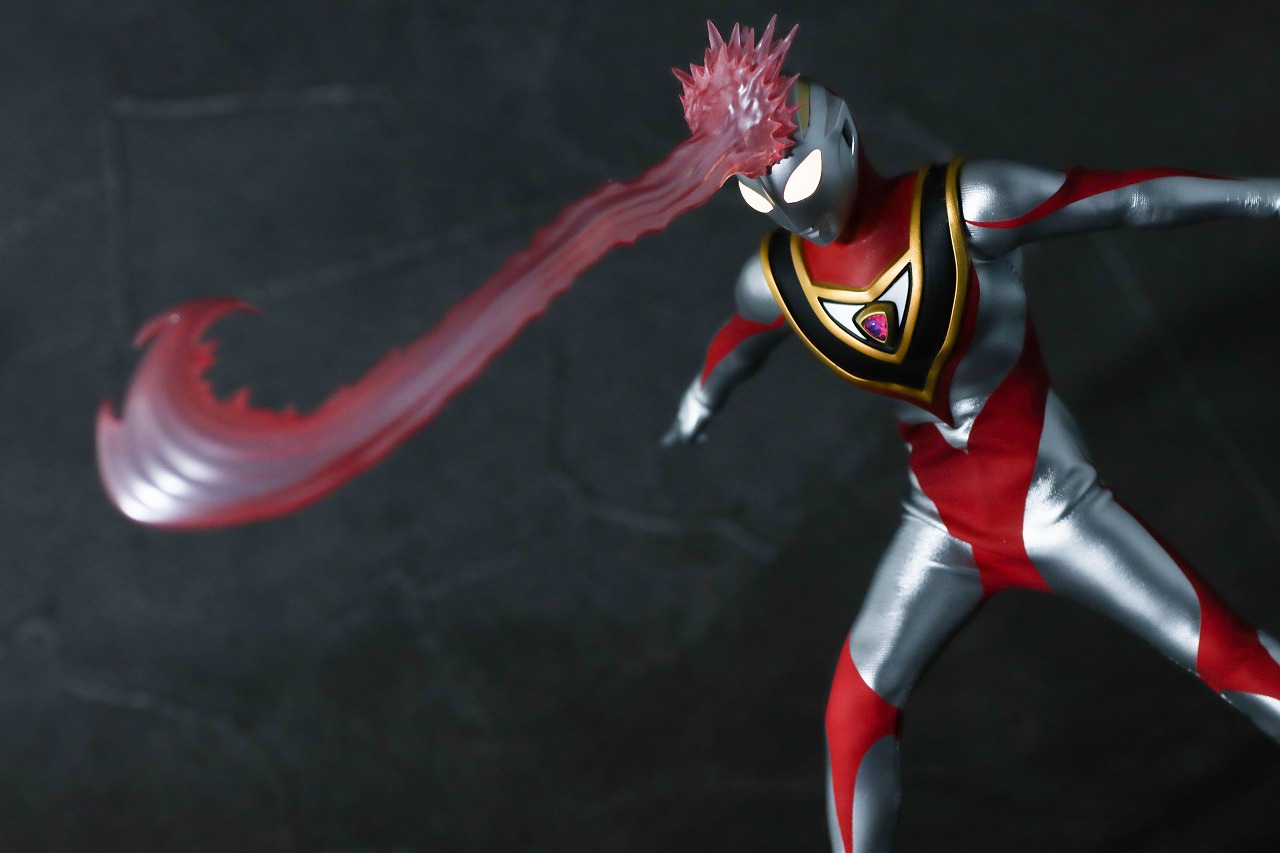 alphamax アルファマックス ウルトラマンガイア V2 レビュー アクション