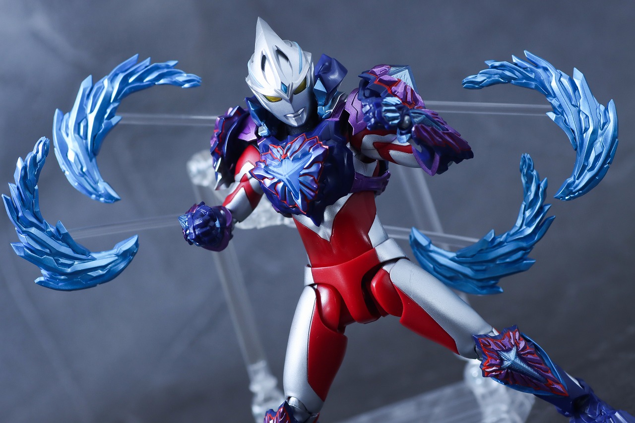 S.H.フィギュアーツ ギャラクシーアーマー(ウルトラマンアーク) レビュー アクション