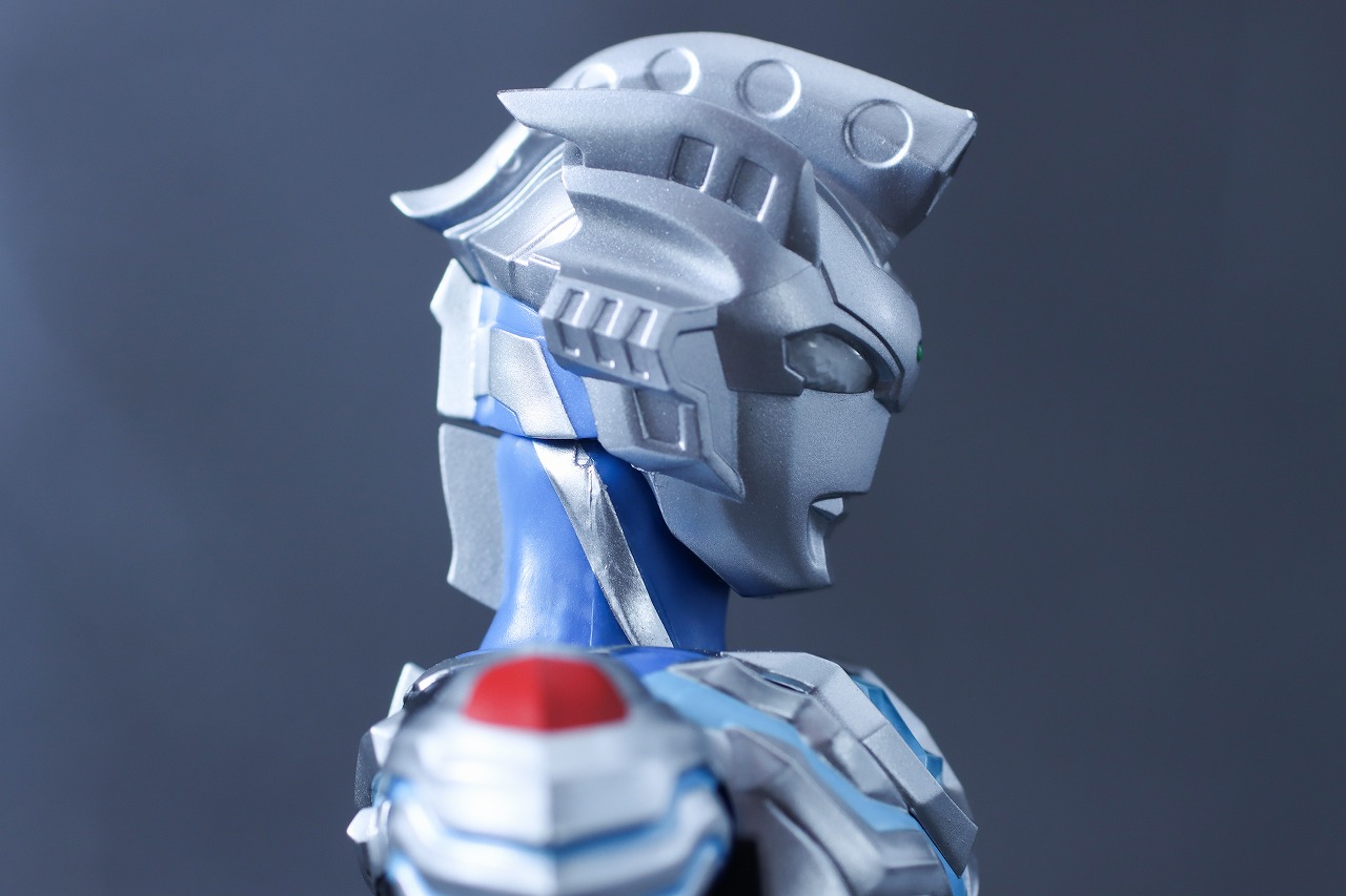 S.H.フィギュアーツ ウルトラマンゼット アルファエッジ(ニュージェネレーション スターズver.) レビュー 本体