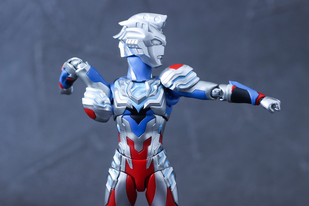 S.H.フィギュアーツ ウルトラマンゼット アルファエッジ(ニュージェネレーション スターズver.) レビュー 可動範囲