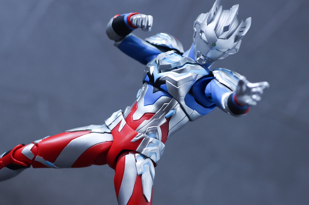 S.H.フィギュアーツ ウルトラマンゼット アルファエッジ(ニュージェネレーション スターズver.) レビュー アクション