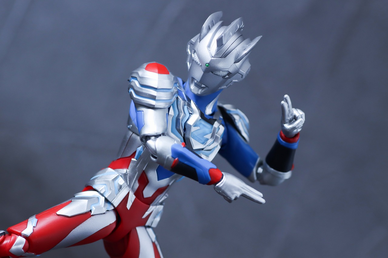 S.H.フィギュアーツ ウルトラマンゼット アルファエッジ(ニュージェネレーション スターズver.) レビュー アクション