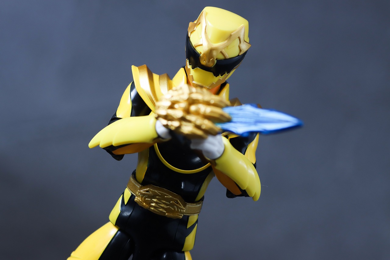 アクションヒーロー ゴジュウティラノ レビュー