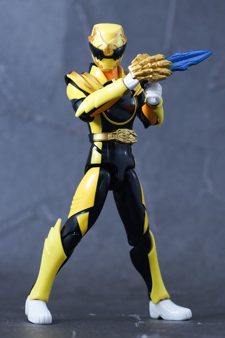アクションヒーロー ゴジュウティラノ レビュー 本体