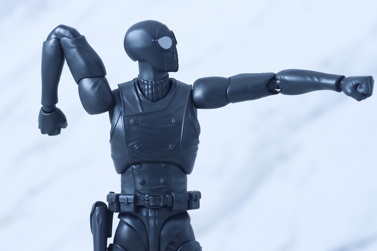S.H.フィギュアーツ スパイダーマン・ノワール レビュー 可動範囲