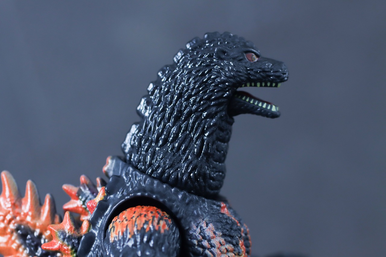 ゴジラアクションフィギュア バーニングゴジラ レビュー 本体