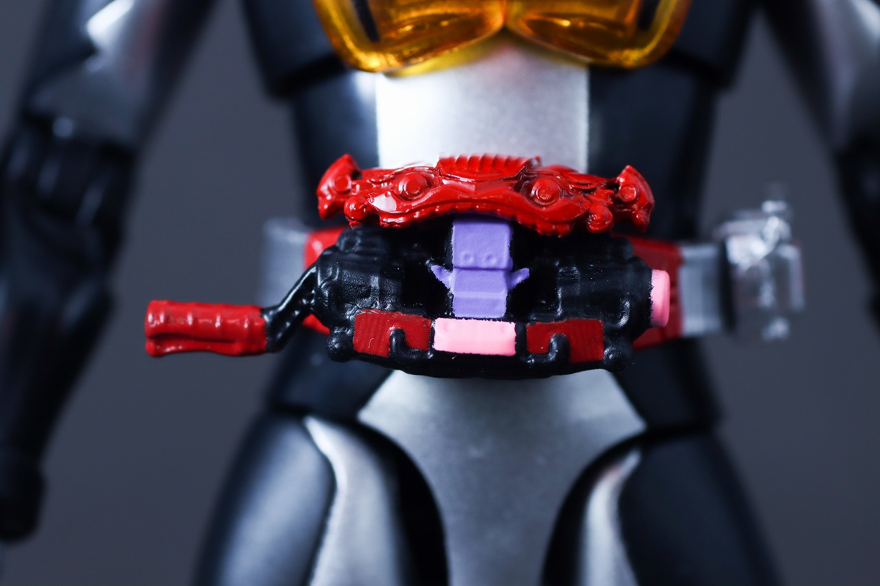 アクションフィギュア 仮面ライダーガヴ ポッピングミフォーム レビュー 本体