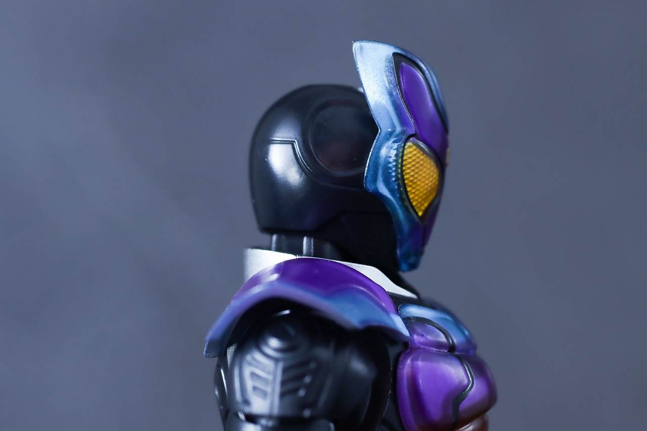 アクションフィギュア 仮面ライダーガヴ ポッピングミフォーム レビュー 本体