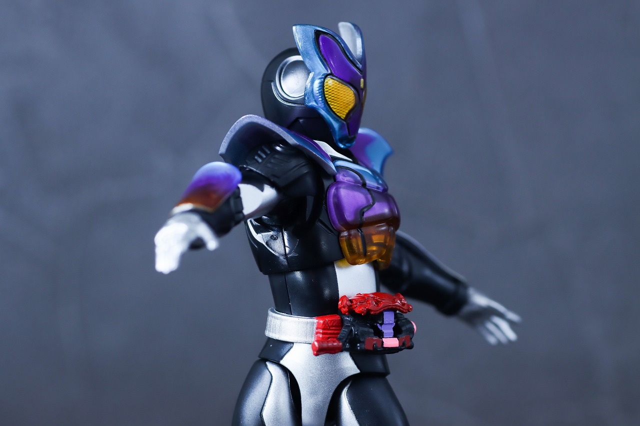 アクションフィギュア 仮面ライダーガヴ ポッピングミフォーム レビュー 可動範囲