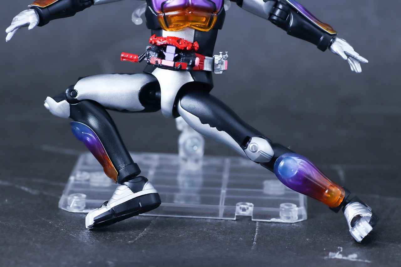 アクションフィギュア 仮面ライダーガヴ ポッピングミフォーム レビュー 可動範囲