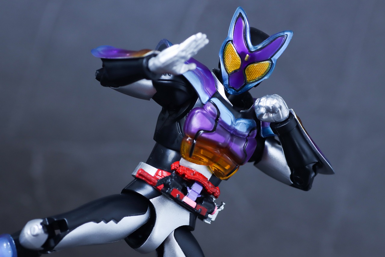 アクションフィギュア 仮面ライダーガヴ ポッピングミフォーム レビュー アクション