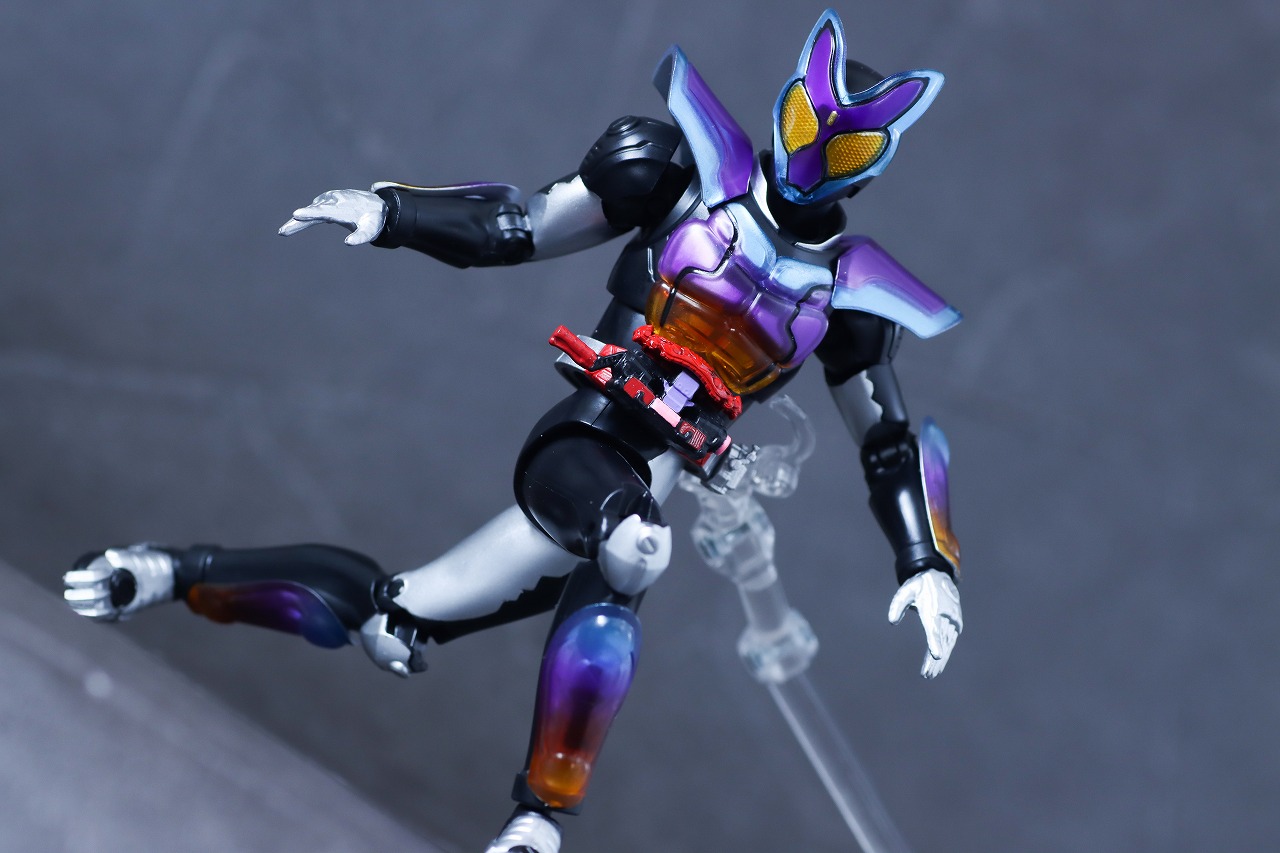 アクションフィギュア 仮面ライダーガヴ ポッピングミフォーム レビュー アクション