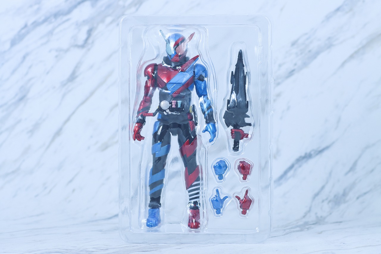 アクションフィギュア 仮面ライダービルド ラビットタンクフォーム レビュー パッケージ