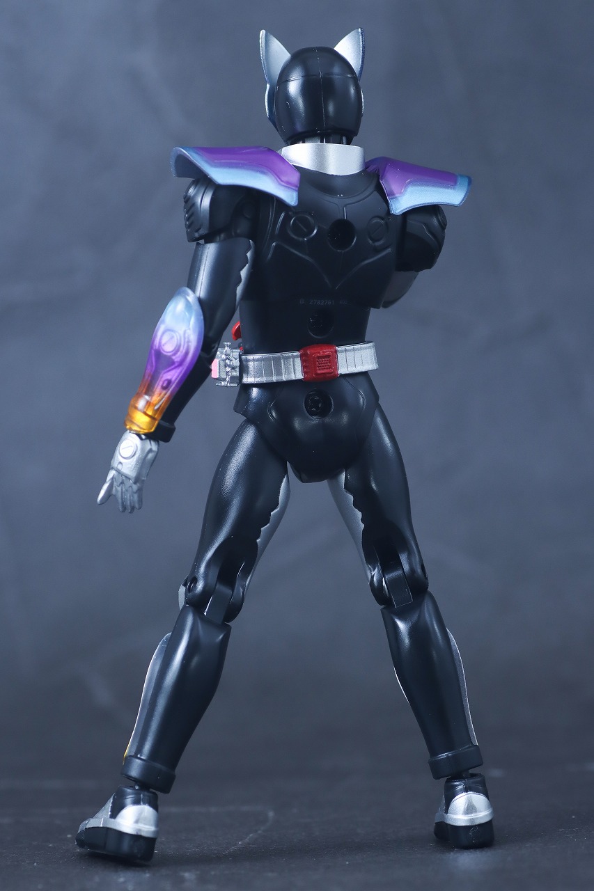 アクションフィギュア 仮面ライダーガヴ ポッピングミフォーム レビュー 本体