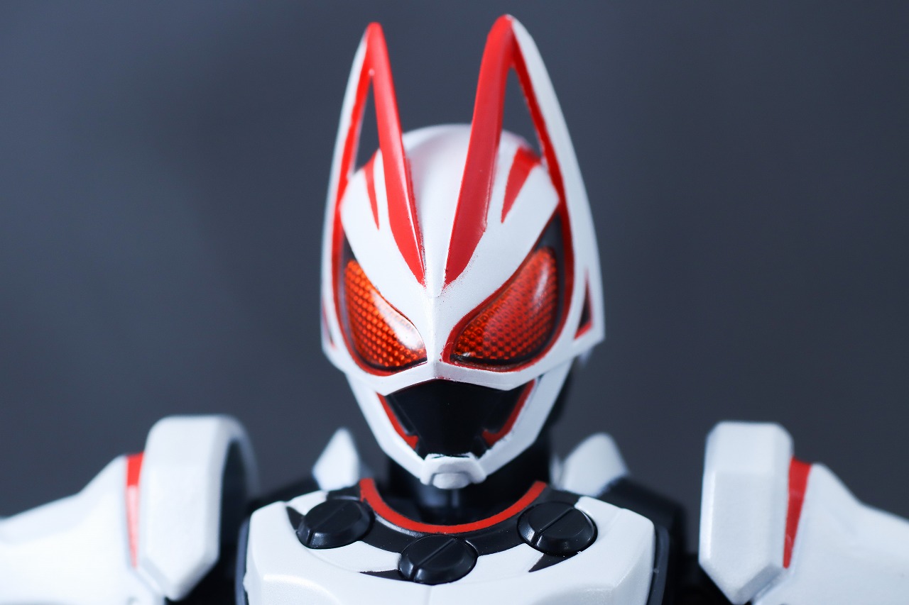 アクションフィギュア 仮面ライダーギーツ マグナムブーストフォーム レビュー 本体