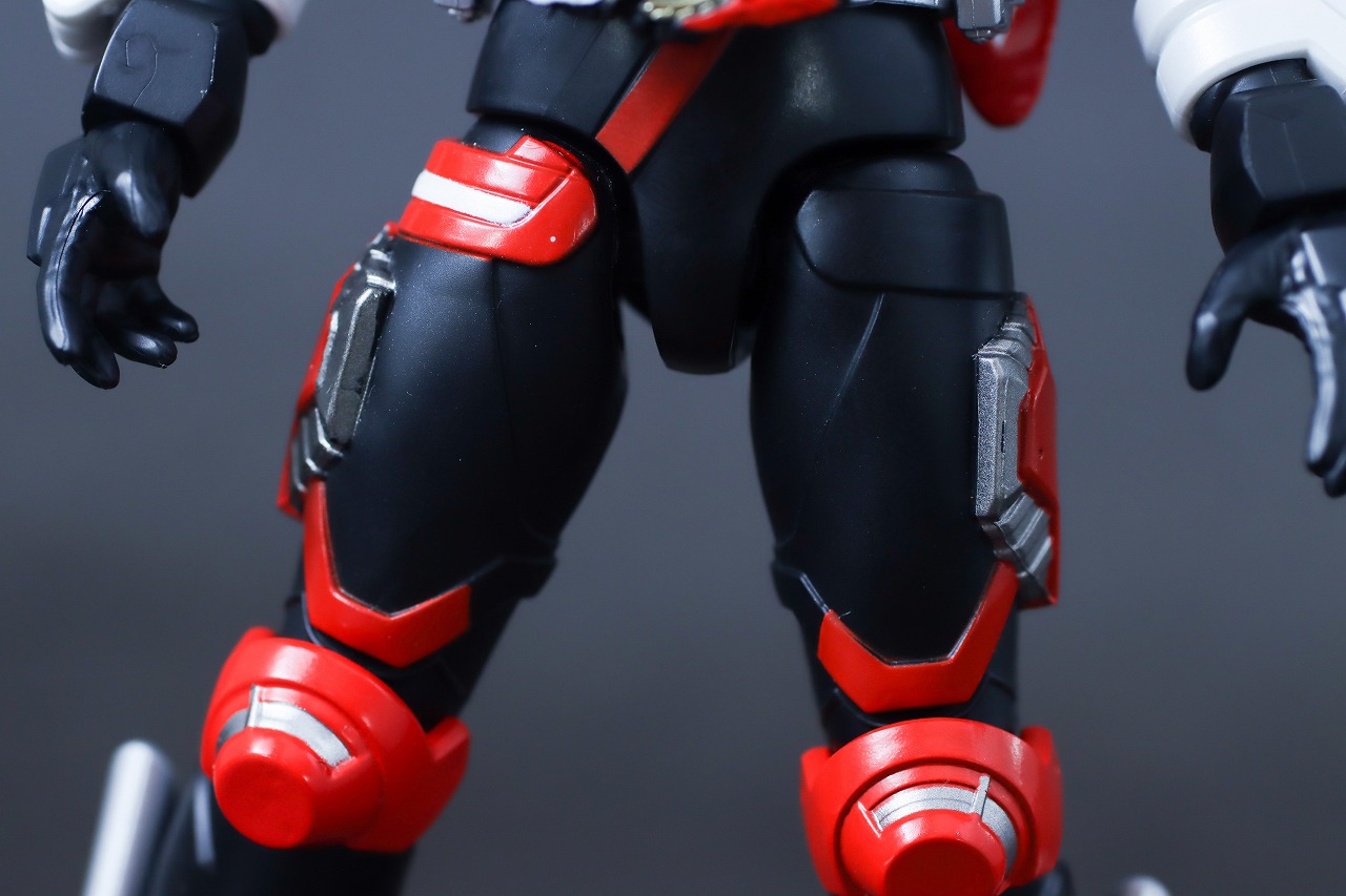 アクションフィギュア 仮面ライダーギーツ マグナムブーストフォーム レビュー 本体