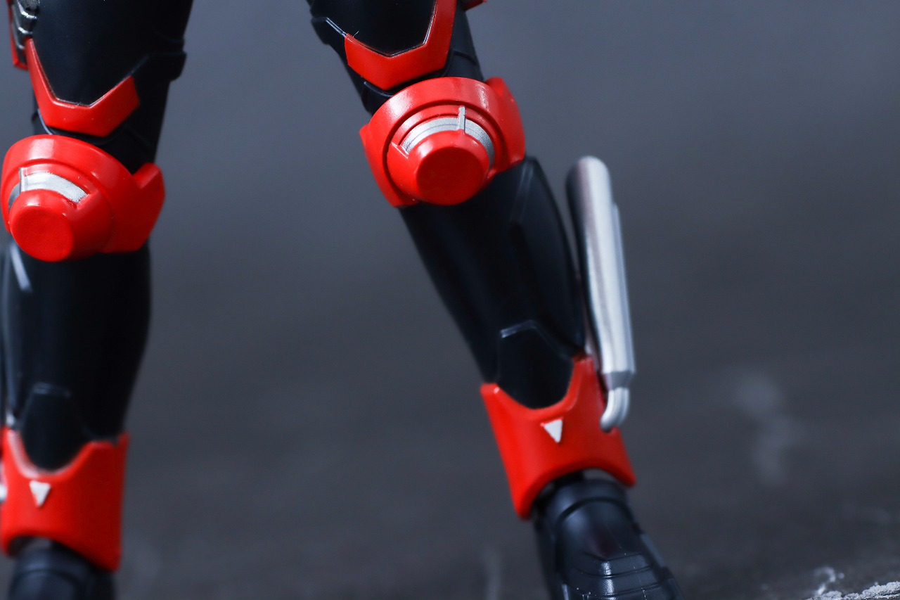 アクションフィギュア 仮面ライダーギーツ マグナムブーストフォーム レビュー 本体