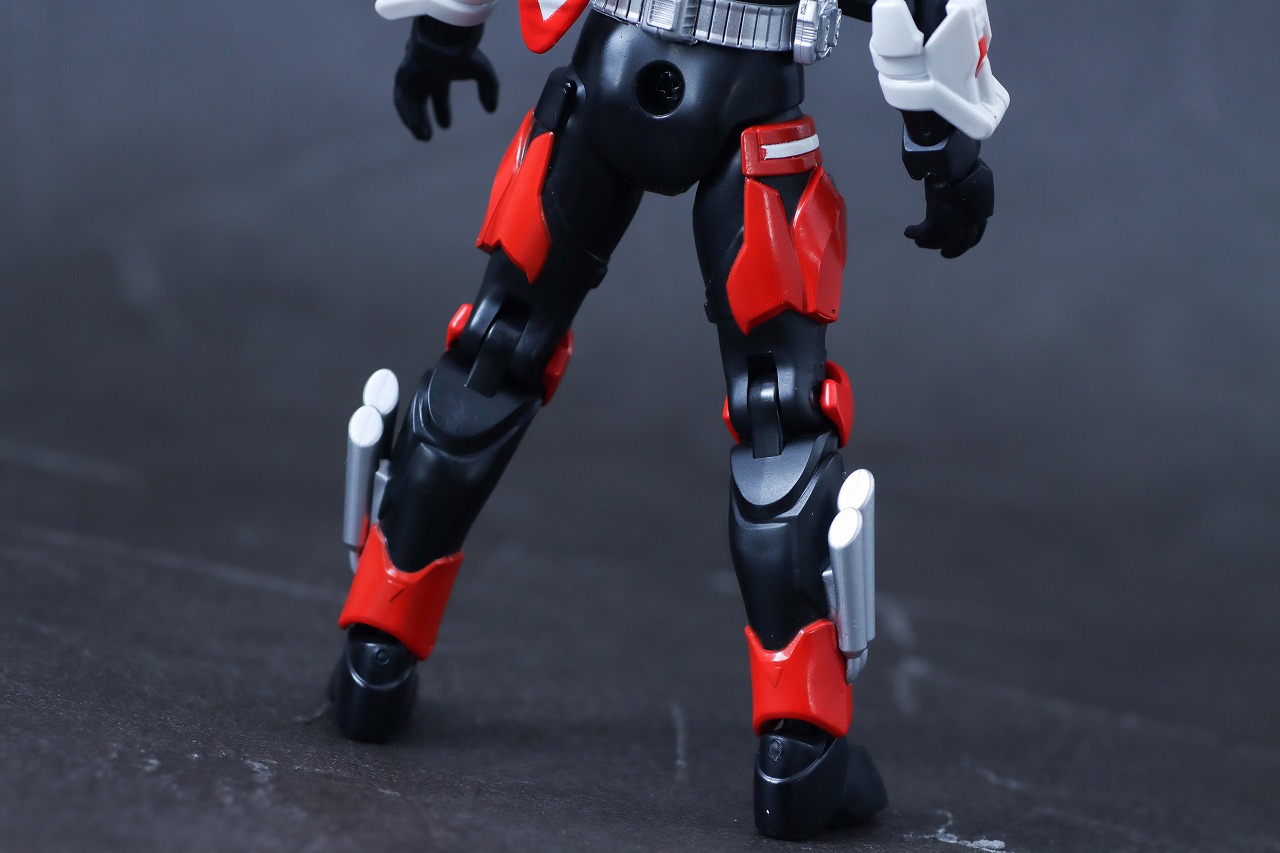 アクションフィギュア 仮面ライダーギーツ マグナムブーストフォーム レビュー 本体