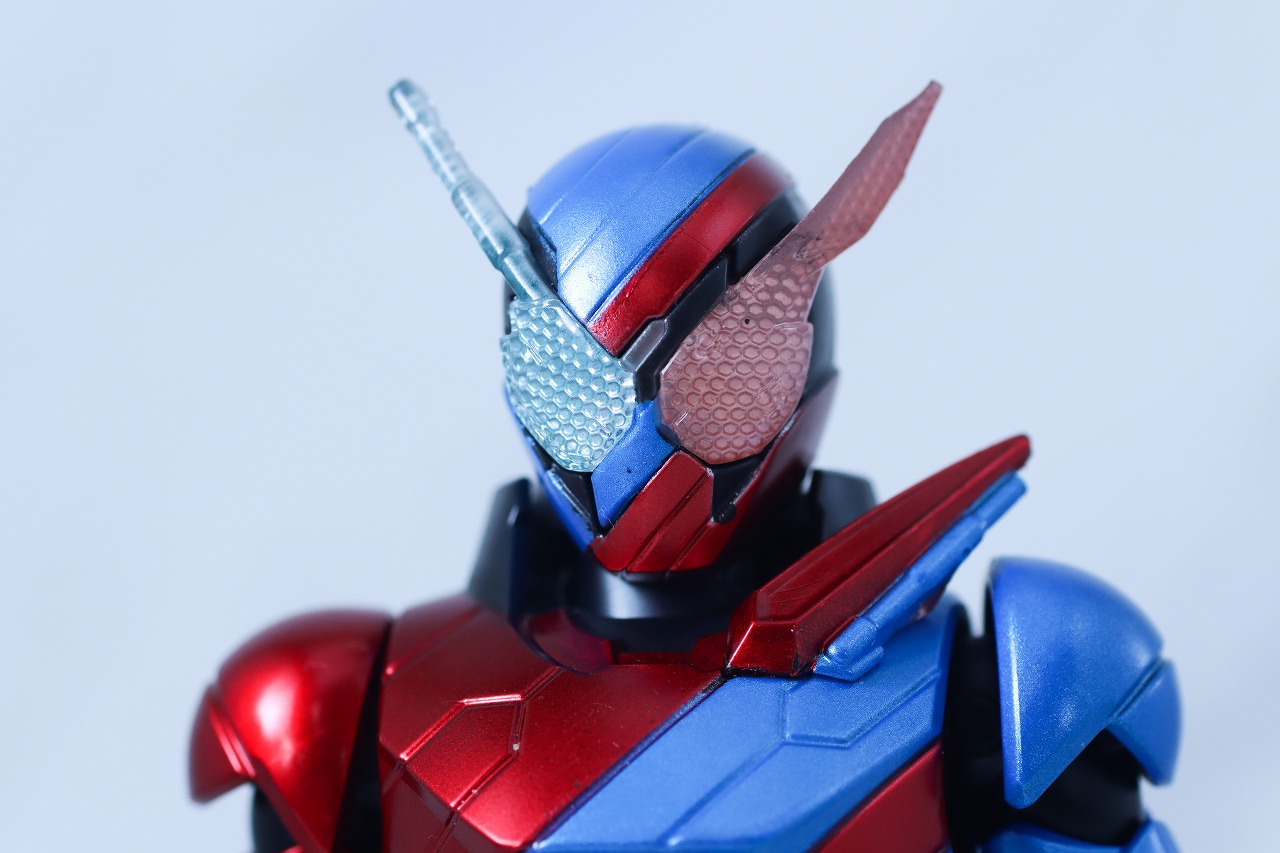 アクションフィギュア 仮面ライダービルド ラビットタンクフォーム レビュー 本体