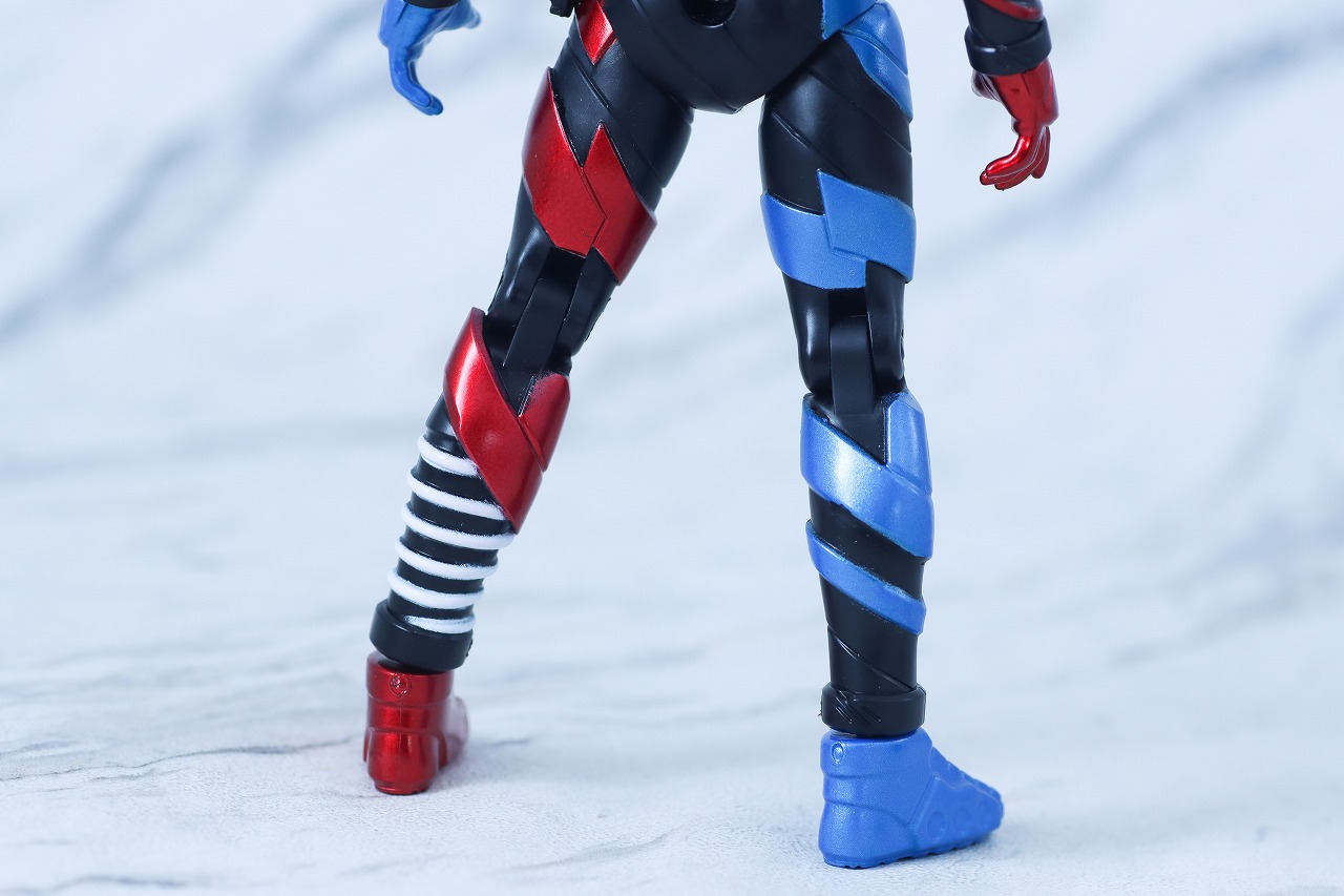 アクションフィギュア 仮面ライダービルド ラビットタンクフォーム レビュー 本体