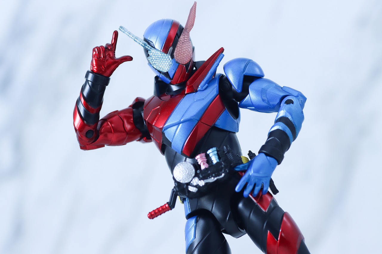 アクションフィギュア 仮面ライダービルド ラビットタンクフォーム レビュー アクション