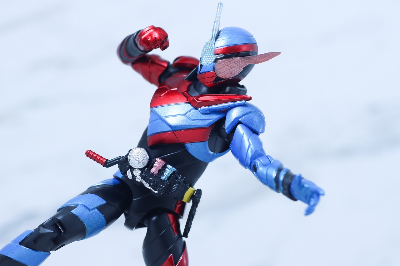 アクションフィギュア 仮面ライダービルド ラビットタンクフォーム レビュー アクション