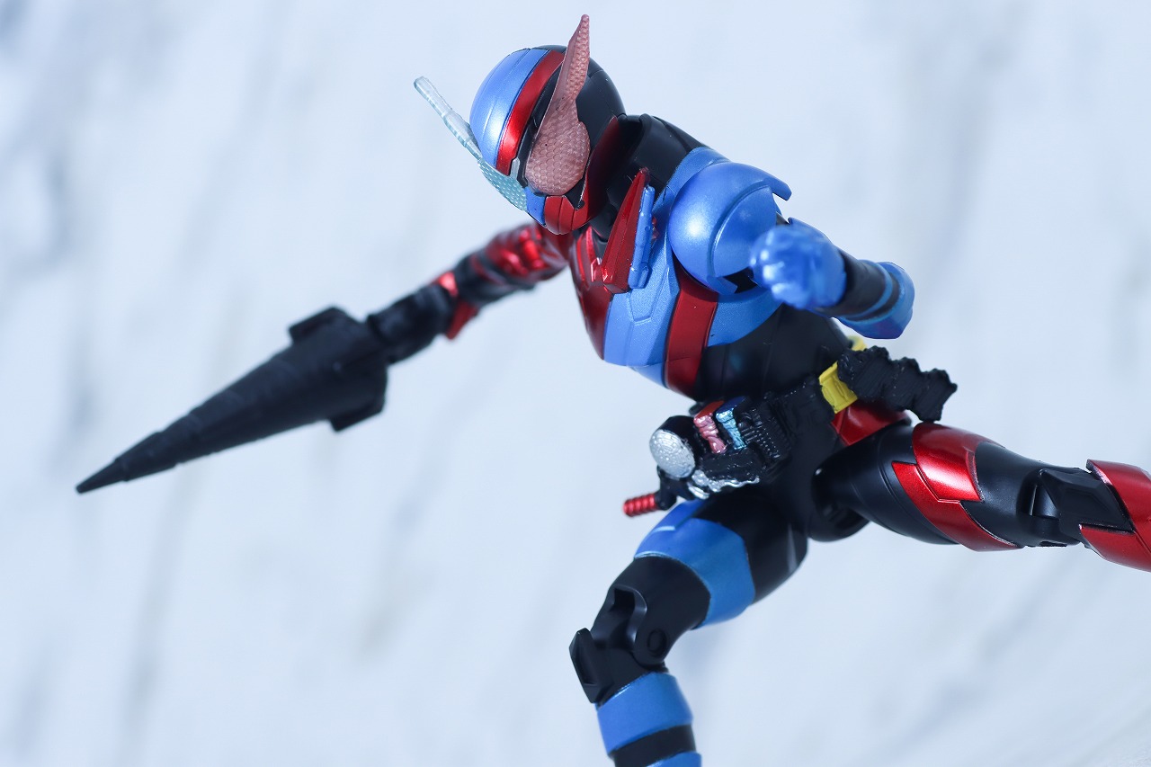 アクションフィギュア 仮面ライダービルド ラビットタンクフォーム レビュー アクション