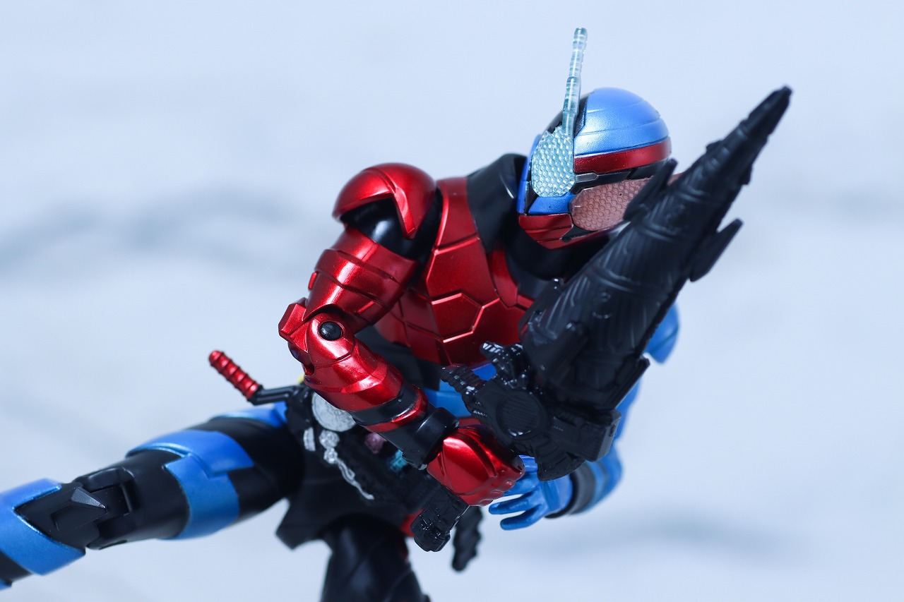 アクションフィギュア 仮面ライダービルド ラビットタンクフォーム レビュー アクション