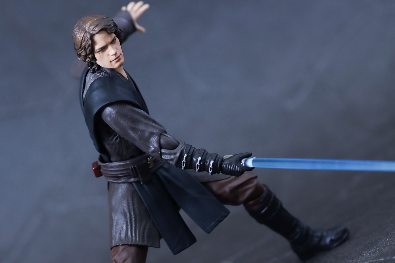 S.H.フィギュアーツ　アナキン・スカイウォーカー（『アソーカ』）　レビュー　アクション