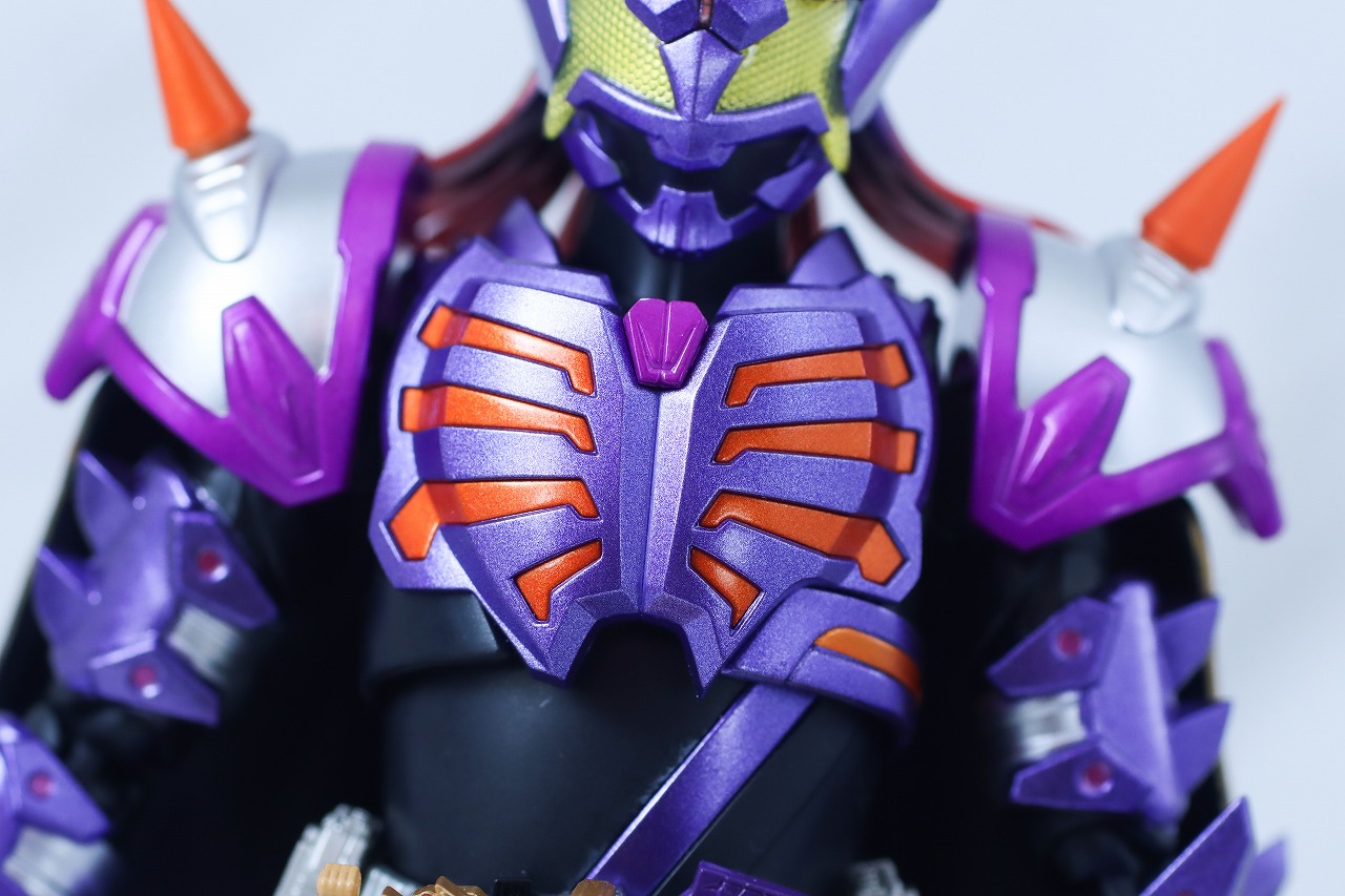 S.H.フィギュアーツ 仮面ライダーバッファ フィーバーゾンビフォーム(ジャマ神) レビュー 本体