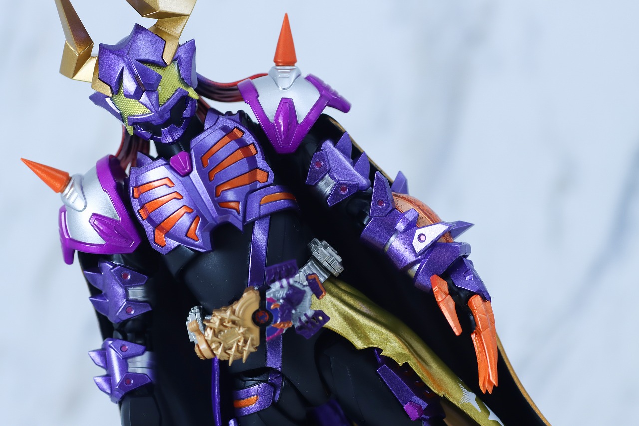 S.H.フィギュアーツ 仮面ライダーバッファ フィーバーゾンビフォーム(ジャマ神) レビュー 本体