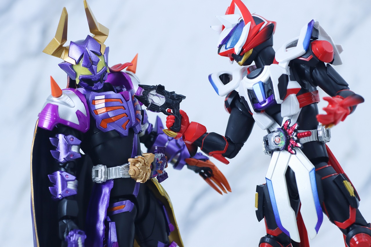 S.H.フィギュアーツ 仮面ライダーバッファ フィーバーゾンビフォーム(ジャマ神) レビュー アクション 仮面ライダーギーツ レーザーブーストフォーム