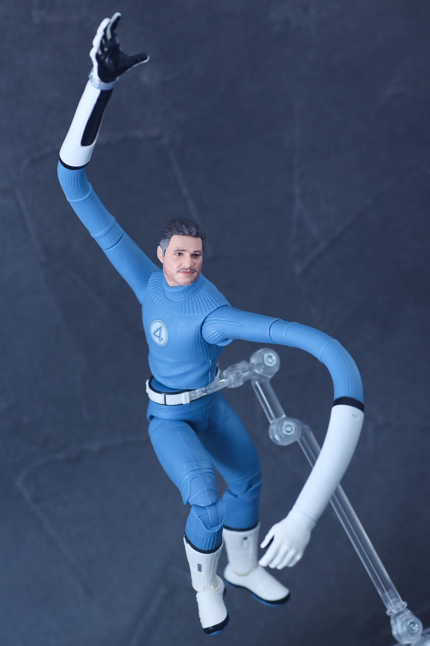 マーベルレジェンド リード・リチャーズ ミスター・ファンタスティック(『ファンタスティック4:ファースト・ステップ』) レビュー アクション