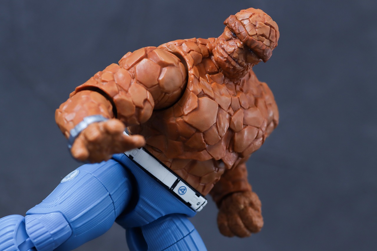 マーベルレジェンド　ベン・グリム　ザ・シング（『ファンタスティック4：ファースト・ステップ』）　レビュー　アクション