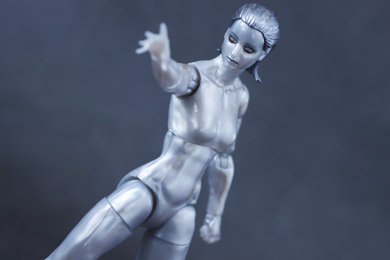 マーベルレジェンド シルバーサーファー(『ファンタスティック4:ファースト・ステップ』) レビュー アクション