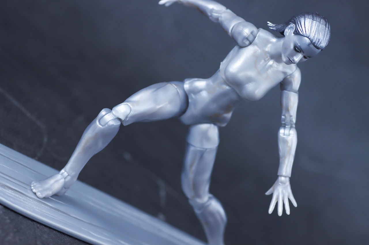 マーベルレジェンド シルバーサーファー(『ファンタスティック4:ファースト・ステップ』) レビュー アクション