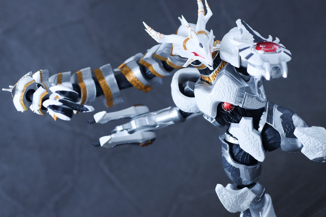 S.H.フィギュアーツ ギャラクトロン アクション