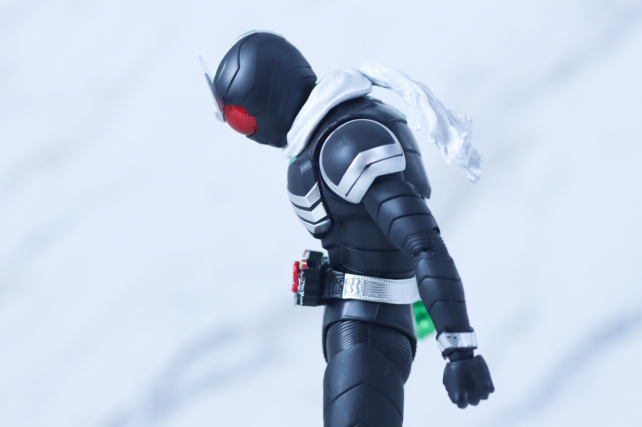 S.H.フィギュアーツ 真骨彫製法　仮面ライダーW サイクロンスカル　レビュー　可動範囲