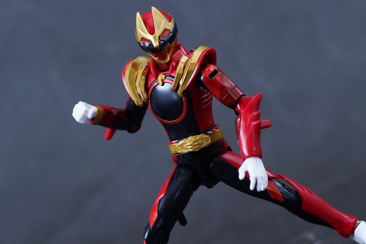 勇動　ナンバーワン戦隊ゴジュウジャー　レビュー　ゴジュウウルフ　アクション